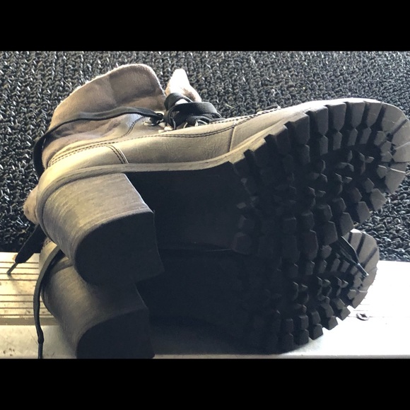 JELLYPOP WOMEN'S GRAY LACE UP HEELED FOLD DOWN JAYNE ANKLE BOOTIES SIZE 7.5 - Picture 10 of 10